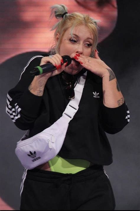 rapper italiana femmina